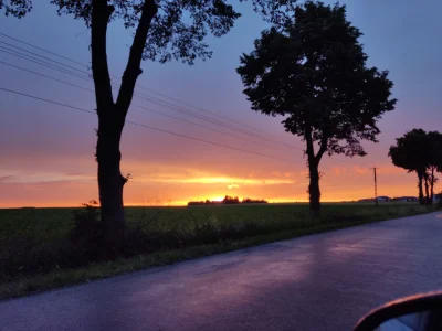 Sylwunia - Wczorajszy zachód słońca był przepiękny (ง✿﹏✿)ง
#zachodslonca