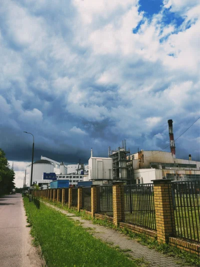 StulejmanWielki - Cukrownia w Glinojecku wygląda jak ruiny elektrowni w Czarnobylu ( ...