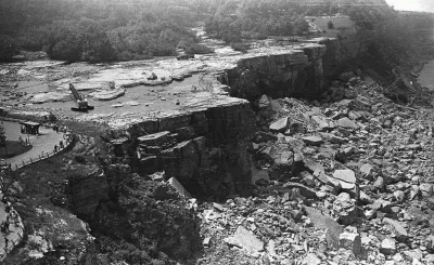 Springiscoming - Przez sześć miesięcy latem i jesienią 1969 roku amerykańskie wodospa...