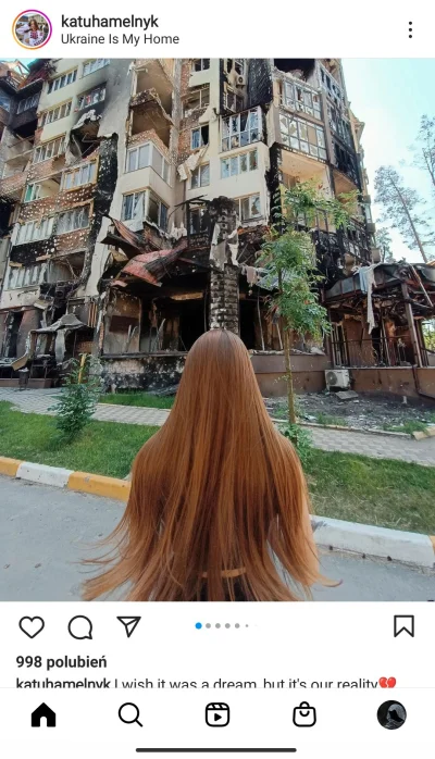 bronxxx - #ukraina #wojna Młode "influenserki" już się lansują na tle zniszczonych bu...