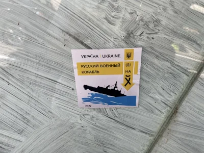 Gilim - #ukraina Takie wlepki we Włoszech nad jeziorem garda znalazłem :)