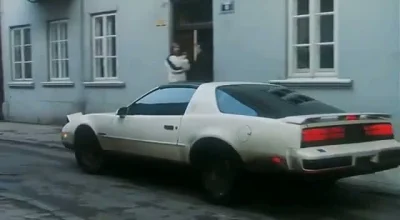 SzubiDubiDu - @SzubiDubiDu: biały Pontiac Firebird z mało znanego filmu Uprowadzenie ...