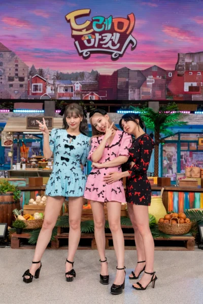 PanTward - #koreanka #twice #momo #nayeon #Chaeyoung