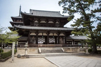 YELLOW_ - @slx2000: w teorii to ja wiem, najstarsze budynki Japonii są z drewna, w Po...