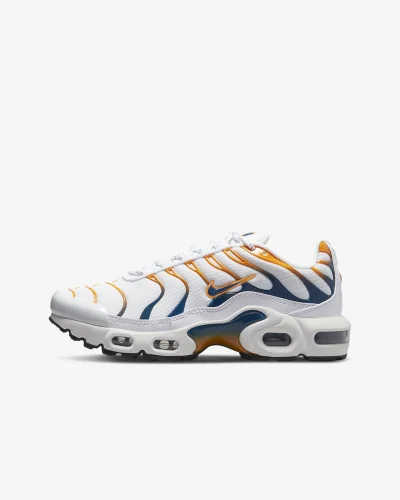 S.....l - @szachmat1488: na moje oko to nie są klasyczne Air Maxy. Może Air Max plus,...