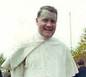 KrzysiekEire - @malymiskrzys: W diecezji Ferns (Irlandia) było 10% pedofili, średnio ...