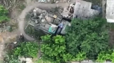 A.....n - Haubice m777 niszczą punkt dowodzenia okupantówᕦ(òóˇ)ᕤ
#ukraina #wojna