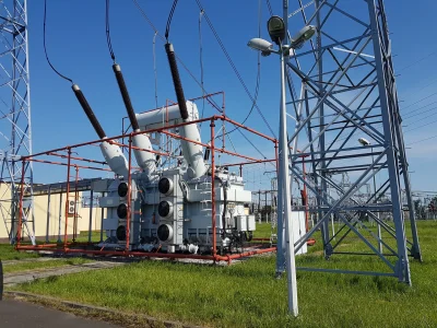 Kryszy - @Qql3l3: ja mam taki 320MVA 400/110kV