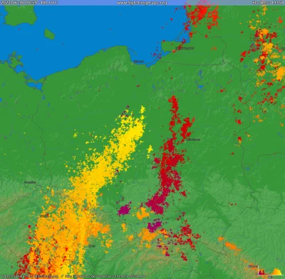 ZarazSieRozkreci - Ostatnie 48h wyładowań atmosferycznych na mapie.

#pogoda #burza...