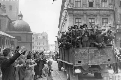 brusilow12 - Mieszkańcy Lwowa entuzjastycznie witają oddziały niemieckie (najpewniej ...