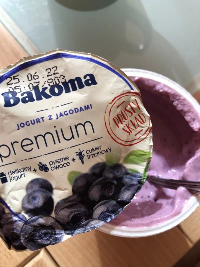 bartlomiej_rakowski - Będę spożywał jogurt. Myślałem, że jeszcze czerwiec jest… #jesz...