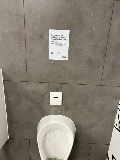 30062018 - Dlaczego ta informacja w męskich toaletach w #IKEA jest na wysokości oczu ...