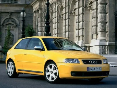 Larsberg - @Bubsy3D Pierwsze Audi A3 w żółtym kolorze. Takie używane dziś ciężko kupi...