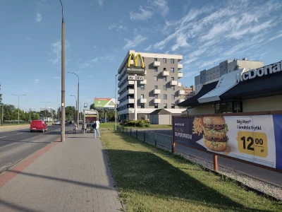 DerMirker - Silną stroną tego miejsca jest bliskość McDonalda oraz przystanków autobu...