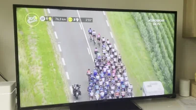 Drzamich - O czym oni tam kurna gadają xddd Oglądać do końca
#kolarstwo #tdf #tourde...