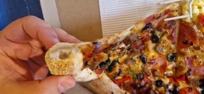 Iudex - Skumajcie to: dwa tygodnie temu dostałem niedopieczoną pizzę z Pizzy Hut. Dos...
