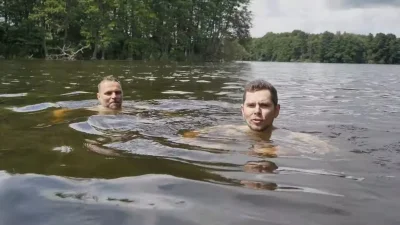 SIerraPapa - Piwotalny sworzeń, który szlakami oceanu światowego zbliża się do tylneg...