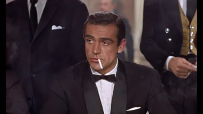 Lukardio - James Bond w wieku 32-34lat twarz wyglada na 45lat

Sean Conery