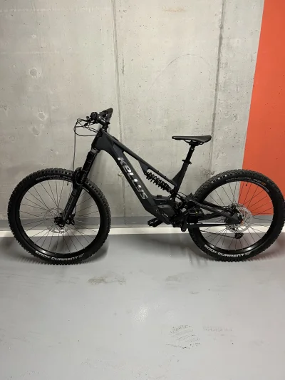 PiotrokeJ - #mtb #ebike #rower 

Miał być zajebisty prezent na 30, ale chyba los ch...