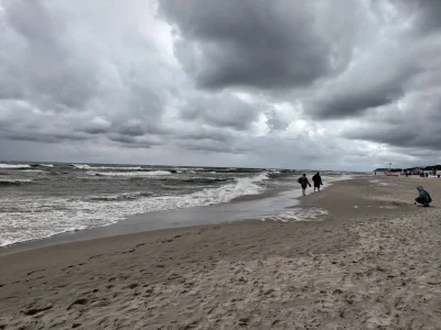 ksaler - Mmm opalanko nad polskim morzem ;)
#polskiemorze #morze #wakacje #karwia #p...