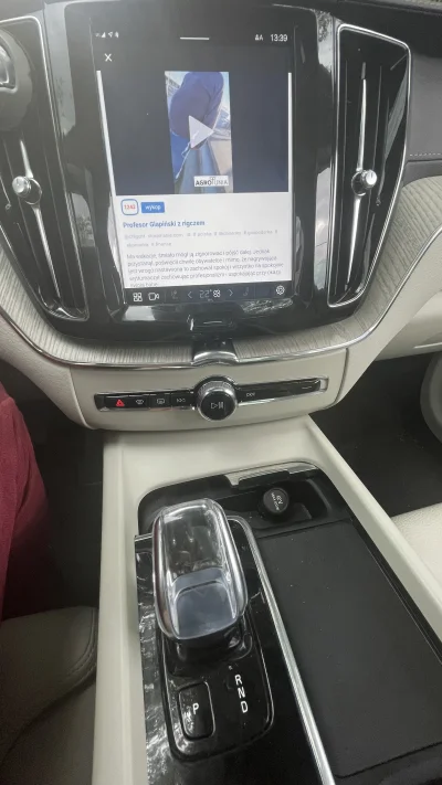 borjaki - #volvo 
Dostaliscie juz aktualizacje 2.2 w Android for Volvo? 
Pojawilo sie...