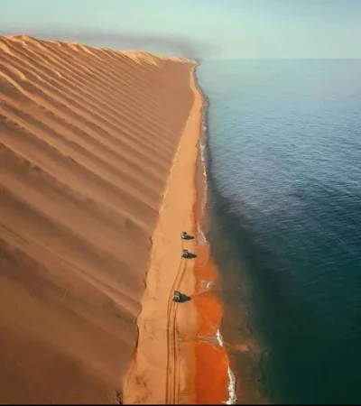 wieczny-student - Namibia gdzie pustynia spotyka morze.