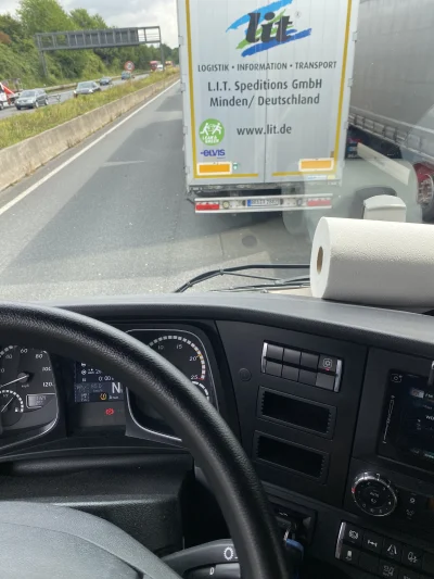 Kokos89 - No i hooj No i cześć czasu brakło a do parkingu 2km. Jak Niemiec zacznie re...