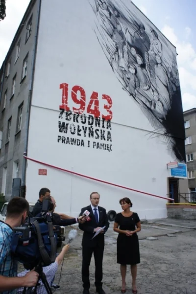 genesis-p - @HlHl: a w jaki sposób Polak może zaznaczyć że pamieta? Kotwice i 1944 na...