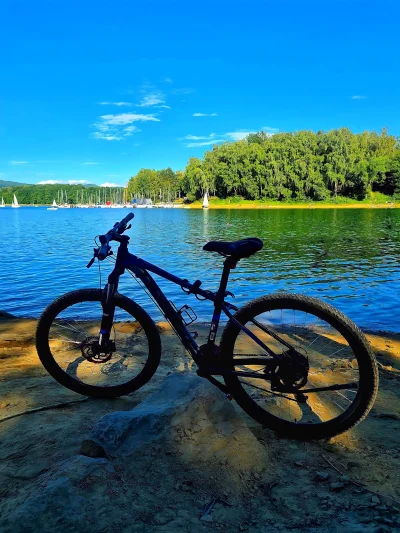 l.....l - Dobra pogoda na #rower i #jezioro ( ͡º ͜ʖ͡º)

#urlop #wakacje #podroze #pod...