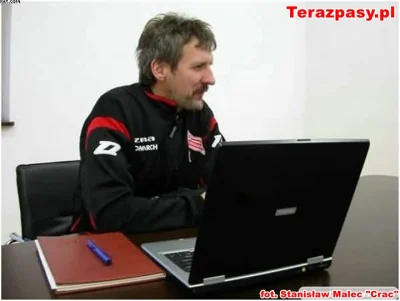 wwwooo - @Jerynia: obronę to ogarnia pewnie Pan Trener z laptopem. Specjalista od mur...
