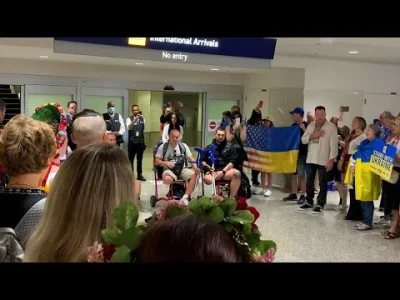 Coronavirus - Ukraińscy żołnierze przylecieli do USA zrobić protezy i tak zostali prz...