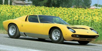 Czlowiek_Sweter - @marcooo80 Lamborghini Miura P400 SV w dokładnie tym kolorze. To je...