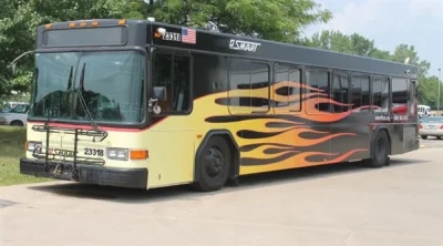 L3gion - Puszczanie na trasę autobusów bez klimatyzacji i z zamkniętymi oknami powinn...