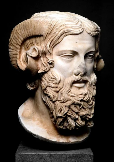 HeruMerenbast - Marmurowa głowa grecko-egipskiego synkretycznego bóstwa — Zeusa-Ammon...