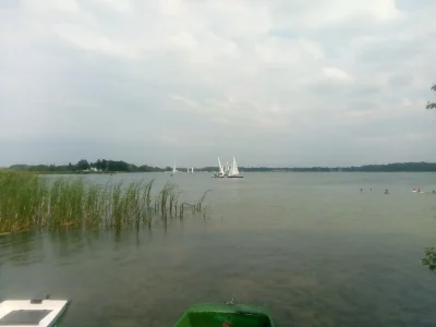 KubaGrom - Na jeziorze Białym świetne warunki na fregaty.
#wlodawa #lubelskie #okuni...