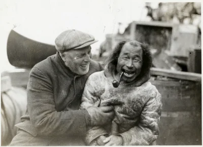 myrmekochoria - Bob Bartlett z rdzennym mieszkańcem podczas eksploracji Arktyki, 1933...