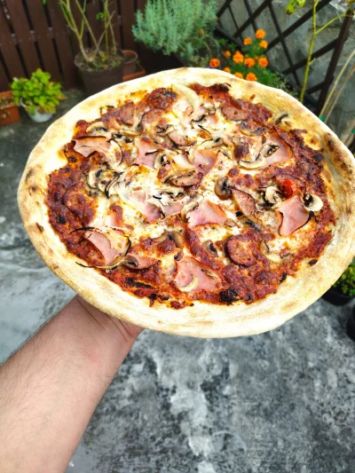 poliszbojfrend - Proszę, częstujcie się :) #pizza #gotujzwykopem