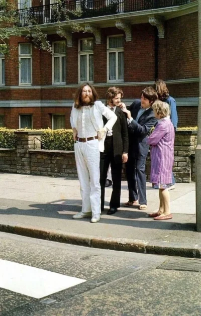 4ntymateria - #beatles gotowi do legendarnego przejścia Abbey Road, którego to zdjęci...