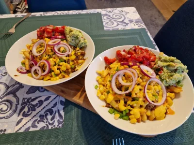 Boski_Szymon - Szanowni Państwo,

oto Loaded Fries - chrupiace frytki z mieloną wołow...