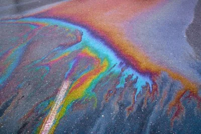 ZolniezMordoru - Gdyby chociaz jakiś olej się wylał i rzeka by przybrała kolor tęczy ...