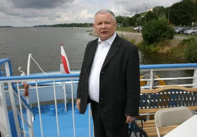 rybsonk - Jarosław Kaczyński sprawdza osobiście stan zanieczyszczenia Odry.
12.08.22...