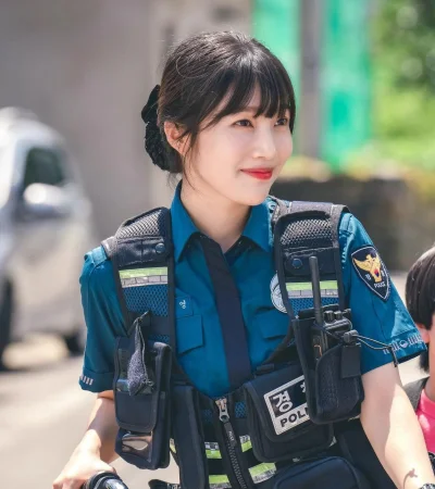 PrawaRenka - typowa koreańska policjantka...
#joy #redvelvet
#koreanka