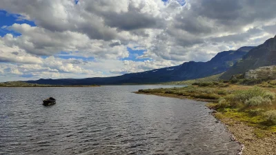 Stashqo - Ehhh... jeszcze wczoraj było Jotunheimen. Po calym dniu wędrówki wykąpac si...