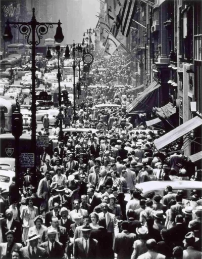 myrmekochoria - Andreas Feininger, Fifth Avenue podczas przerwy na lunch, 1948.

#s...