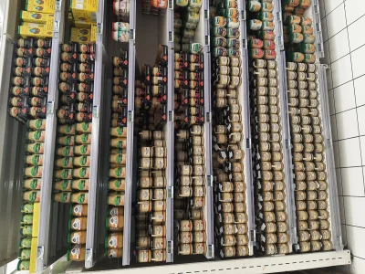 dlugi_ - A tak wygląda półka z #musztarda w supermarkecie gdzieś na południu #francja...