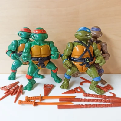 TatusMuminka - @Itslilianka: Turtlesy w kazdej postaci: zabawki, gry na Atari, komiks...