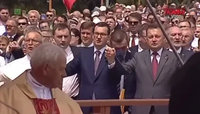 Z.....n - Ojej prawica sfajdała się na miętowo, bo jak to pani premier innego kraju m...