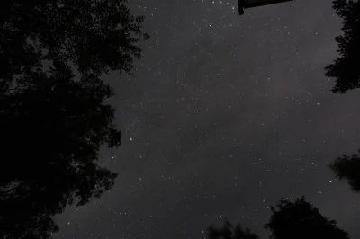 chrabia_bober - Amatorskie zdjęcie wczorajszego nieba.
#fotografia #kosmos #niebo