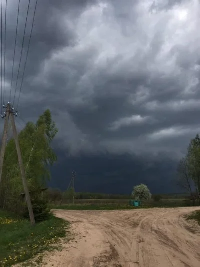 jmuhha - ech lubiłam takie wieczory co się wracało przymusowo wcześniej z boiska bo z...