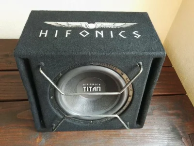 Tafil - Od razu mówię, że nie znam się na tym prawie w ogóle.
Mam subwoofer Hifonics...